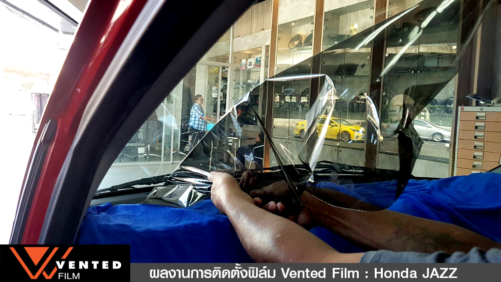 ติดตั้งฟิล์ม honda jazz01 02